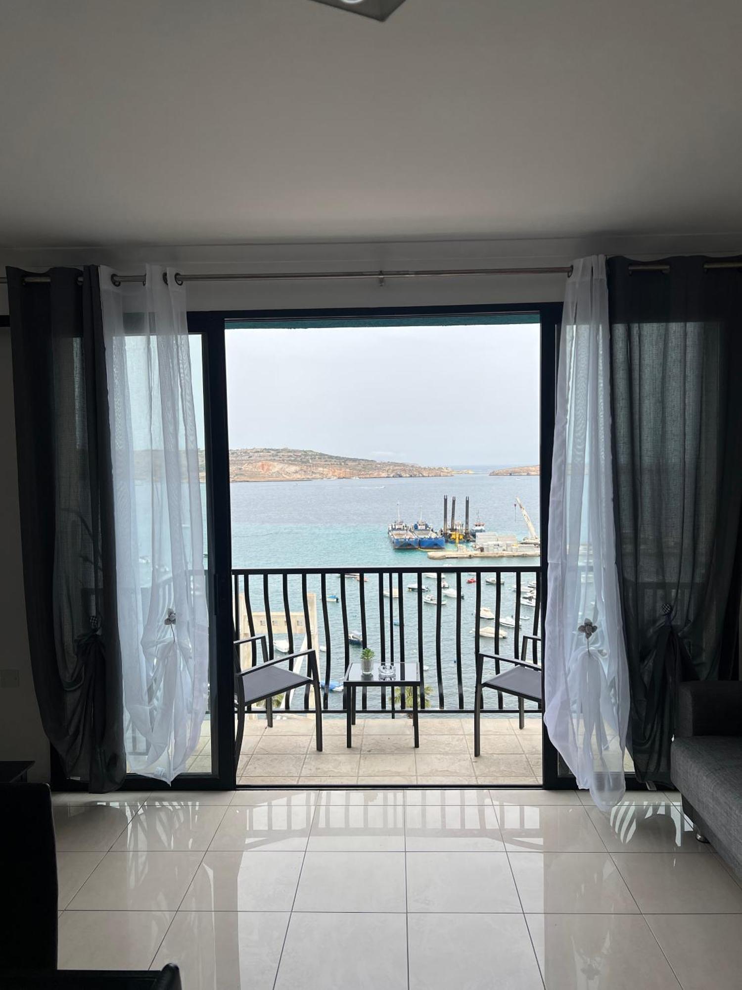 세인트폴스베이 Sea View Penthouse 아파트 외부 사진